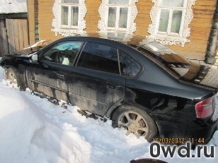 Битый автомобиль Subaru Legacy